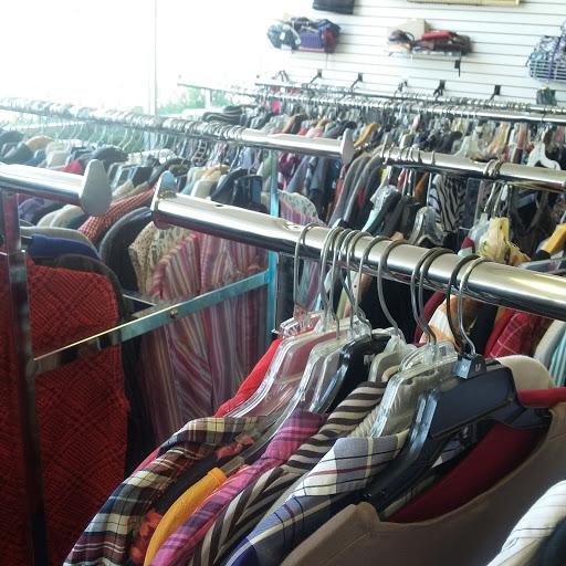 Thrift Store «Society of St. Vincent de Paul Long Beach Thrift Store», reviews and photos
