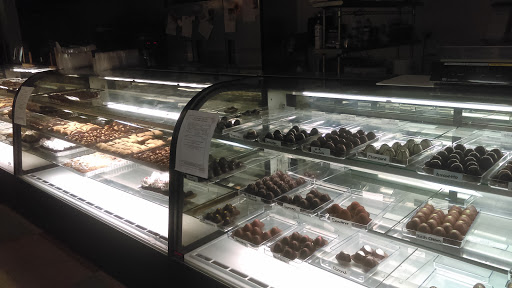 Deli «The Super Natural Market and Deli», reviews and photos, 224 N Main St, Bristol, CT 06010, USA