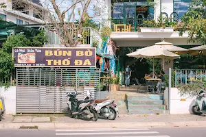 HOA DÓ COFFE & BÚN BÒ THỐ ĐÁ image