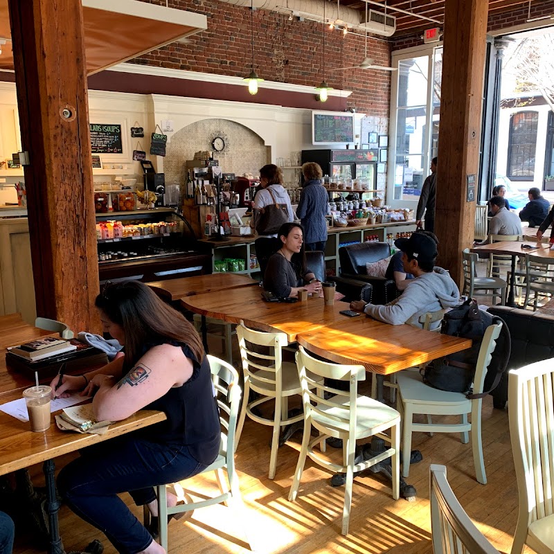 the urban Farmhouse market & café (Shockoe Slip)