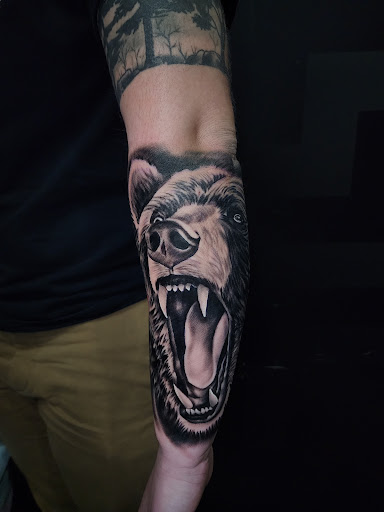 Explore davinci tattoo ideas, creative tattoo ideas in Brentwood, available at Eleven Mag Tattoo