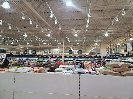 Korean Grocery Store «H Mart», reviews and photos, 2700 Lawrenceville-Suwanee Rd, Suwanee, GA 30024, USA