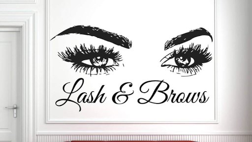 Arti’s Lashes and Brows