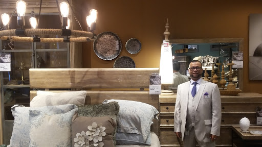 Furniture Store «Art Van Furniture», reviews and photos, 6500 E 14 Mile Rd, Warren, MI 48092, USA