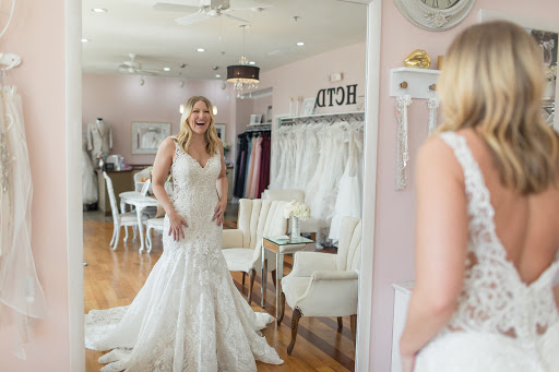 Bridal Shop «Here Comes The Dress», reviews and photos, 850 E 1050 N #101, Chesterton, IN 46304, USA