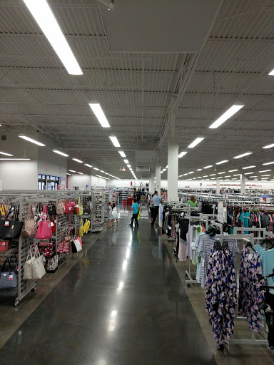 Clothing Store «Burlington Coat Factory», reviews and photos, 1965 N Pebble Creek Pkwy, Goodyear, AZ 85395, USA