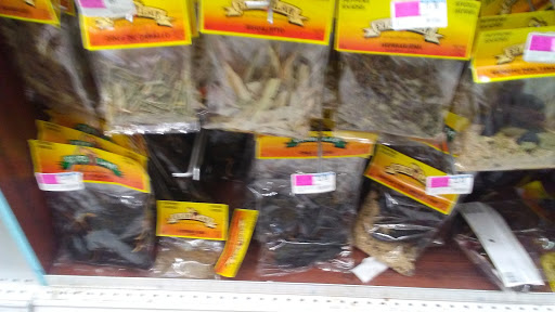 Grocery Store «Supreme Shop n Bag», reviews and photos, 4301 Walnut St, Philadelphia, PA 19104, USA