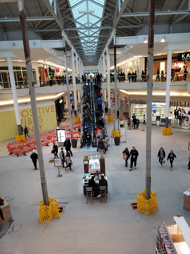 Computer Store «Apple Burlington», reviews and photos, 75 Middlesex Turnpike, Burlington, MA 01803, USA