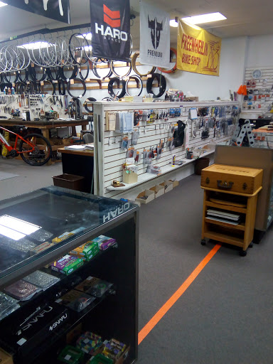 Bicycle Store «Freewheelin Bike Shop», reviews and photos, 4000 Virginia Beach Blvd, Virginia Beach, VA 23452, USA