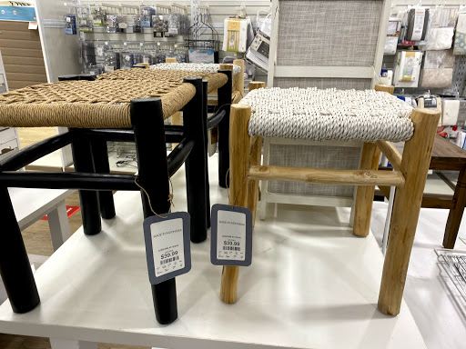 HomeGoods image 8