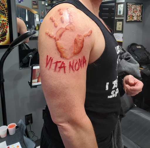 Tattoo Shop «Red Dragon Tattoo & Piercing», reviews and photos, 9242 Colerain Ave, Cincinnati, OH 45251, USA