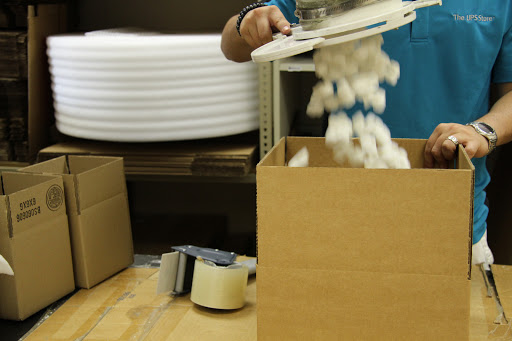 Shipping and Mailing Service «The UPS Store», reviews and photos, 9923 S Ridgeland Ave, Chicago Ridge, IL 60415, USA