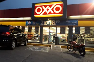 Oxxo Calzada Morelos image