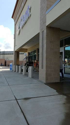 Supermarket «Giant», reviews and photos, 10653 Braddock Rd, Fairfax, VA 22032, USA