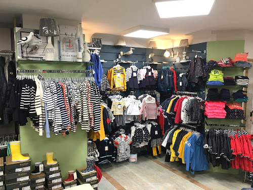 Magasin d'équipements et accessoires nautiques Marinocéan-Le Radeau Binic-Étables-sur-Mer