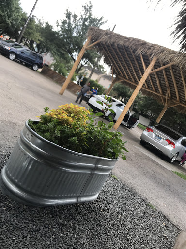 Car Detailing Service «Aqua Hand Car Wash & Detail», reviews and photos, 1013 Montrose Blvd, Houston, TX 77019, USA