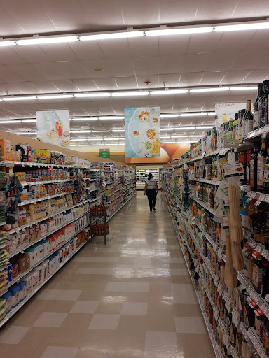 Shopping Mall «Tropicaire Shopping Center», reviews and photos, 7751 Bird Rd, Miami, FL 33155, USA