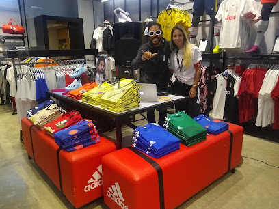 Adidas Store C.C Viva