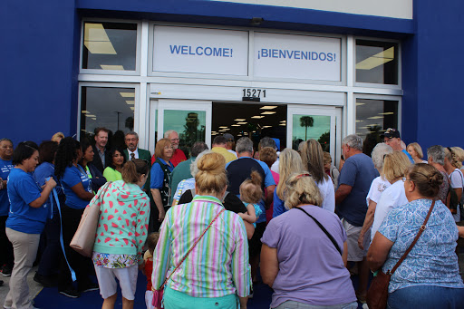 Used Book Store «Goodwill Book Store & Donation Center», reviews and photos, 15165 McGregor Blvd, Fort Myers, FL 33908, USA