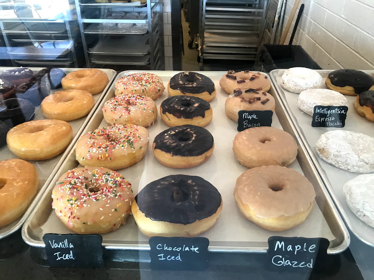 Status Dough Donuts & Coffee - Bearden Hill | Knoxville