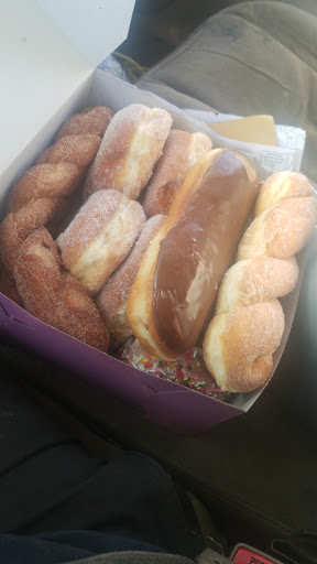 Donut Shop «Donut Galore», reviews and photos, 4407 Tweedy Blvd, South Gate, CA 90280, USA