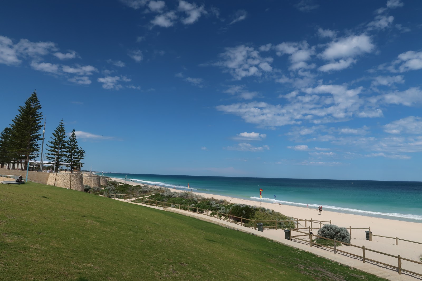 Scarborough Beach'in fotoğrafı imkanlar alanı