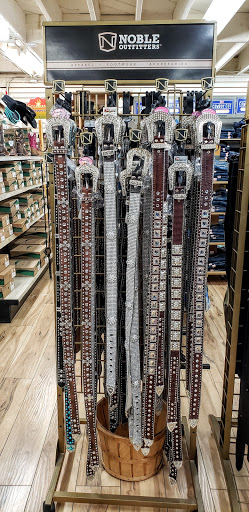 Pet Supply Store «Concord Feed Pet & Livestock Supplies», reviews and photos, 228 Hookston Rd, Pleasant Hill, CA 94523, USA