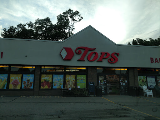 TOPS Friendly Markets, 140 Central Ave, Silver Creek, NY 14136, USA, 