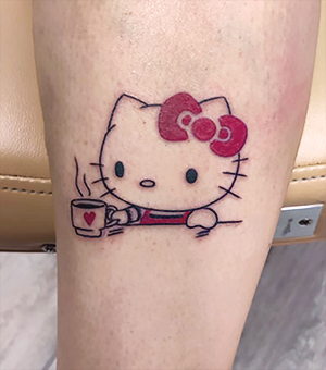 Explore dainty hand tattoo ideas, creative tattoo ideas in Nashville, available at Titan Tattoo