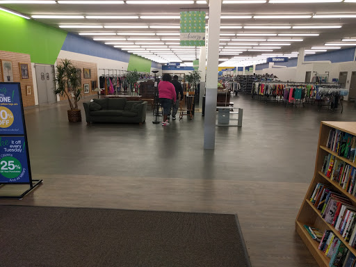 Charity «Goodwill North Oak», reviews and photos