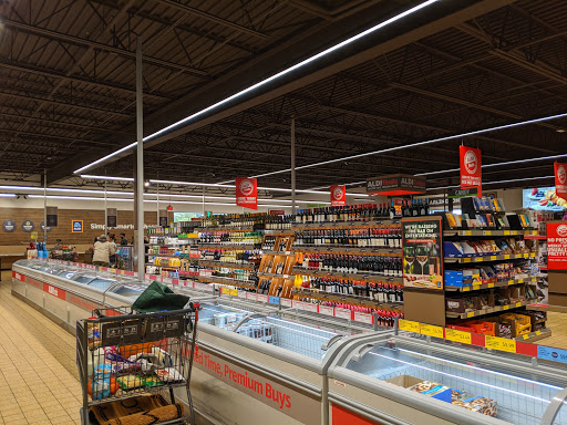 Supermarket «ALDI», reviews and photos, 550 E Golf Rd, Arlington Heights, IL 60005, USA