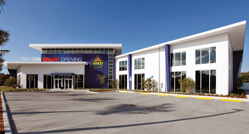 Ashley HomeStore, 3775 N Federal Hwy, Oakland Park, FL 33308, USA, 