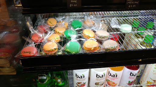 Ice Cream Shop «Snow Meets Coffee», reviews and photos, 1 E Main St #108, Champaign, IL 61820, USA