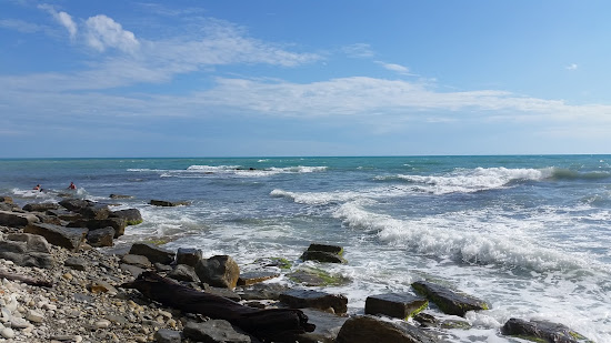 Beach Divnomorskoe III