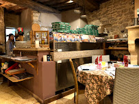 Atmosphère du Restaurant français Restaurant La Flambée à Bonnieux - n°7