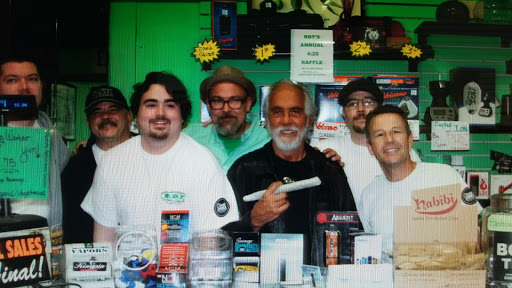Tobacco Shop «BDT Smoke Shops», reviews and photos, 21640 John R Rd, Hazel Park, MI 48030, USA