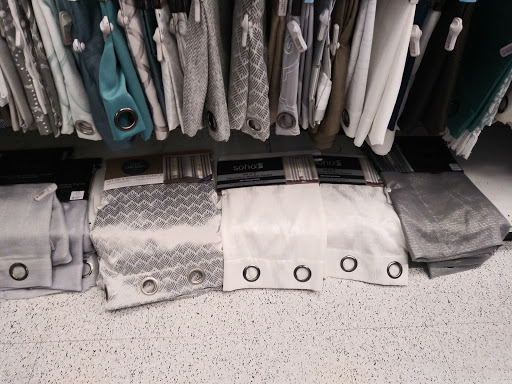 Clothing Store «Ross Dress for Less», reviews and photos, 3331 Jefferson St, Napa, CA 94558, USA