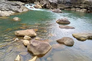 Leskha Falls image