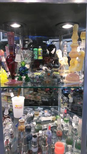 Tobacco Shop «Clock Town Smoke Shop/It Is Vapor Express», reviews and photos, 1039 High St, Auburn, CA 95603, USA