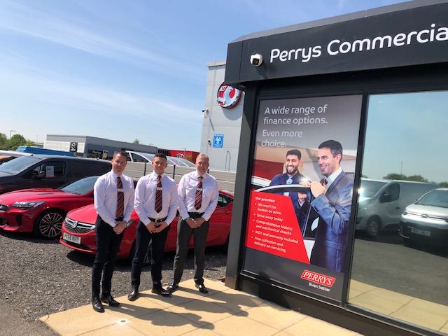 Reviews of Perrys Preston Commercial Centre in Preston - Car dealer