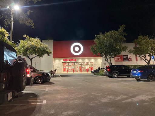 Department Store «Target», reviews and photos, 14075 Biscayne Blvd, North Miami Beach, FL 33181, USA