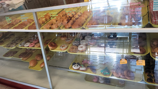 Dessert Shop «Grace Donuts», reviews and photos, 3313 W Walnut Hill Ln, Irving, TX 75038, USA