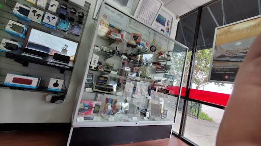 Mobile Phone Repair Shop «CPR Cell Phone Repair Lewisville - Vista Ridge», reviews and photos, 2325 S Stemmons Freeway Suite 306, Lewisville, TX 75067, USA