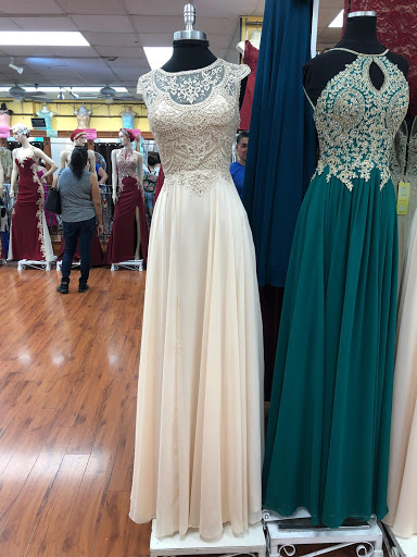 Trendy Too: Bridesmaid & Prom Dresses