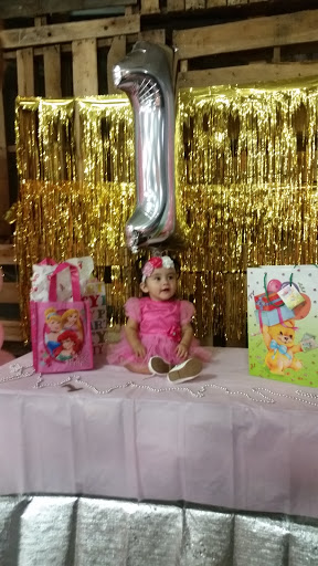 Shopping Mall «El Mercadito Mall», reviews and photos, 8011 E Washington St, Indianapolis, IN 46219, USA