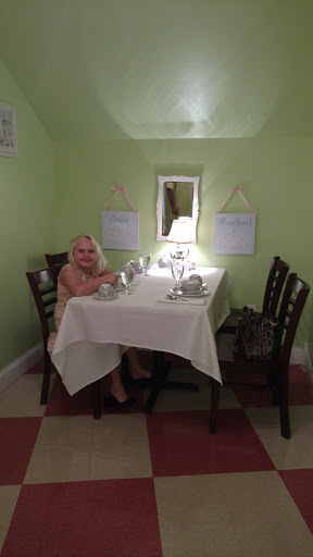 Restaurant «Sisters Tea Parlor & Boutique», reviews and photos, 4765 Fox Run Rd, Buckner, KY 40010, USA