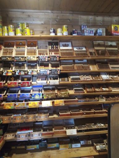 Tobacco Shop «Tobacco Outlet Plus», reviews and photos, 2311 18th Ave NE, Minneapolis, MN 55428, USA
