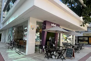 Ueba! Açaí & Coffee Shop image