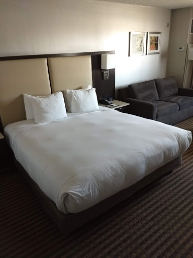 Hotel «DoubleTree By Hilton Hotel Pleasanton at The Club», reviews and photos, 7050 Johnson Dr, Pleasanton, CA 94588, USA