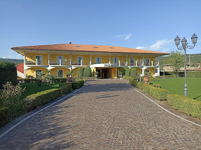 Hotel Lido Beach & Palace km 114, 800, Via Cassia Nord, 01023 Bolsena VT, Italia